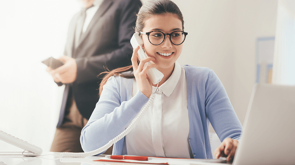 girl making sales call