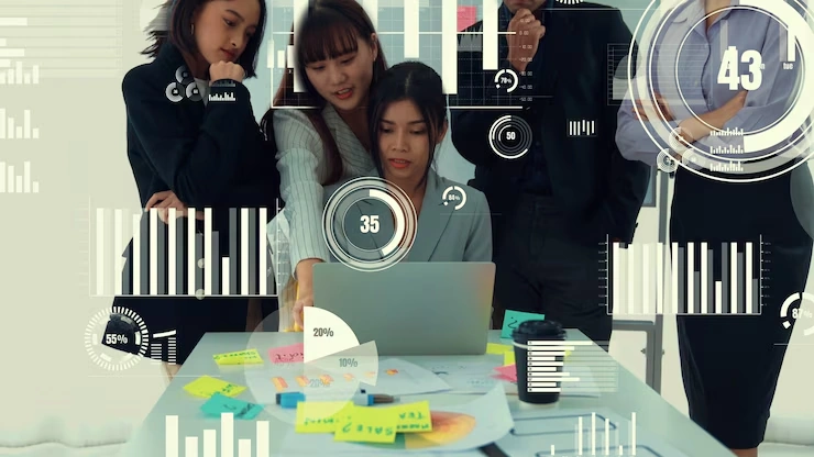 Pearl Lemon Sales Team Collaborating on Data Insights