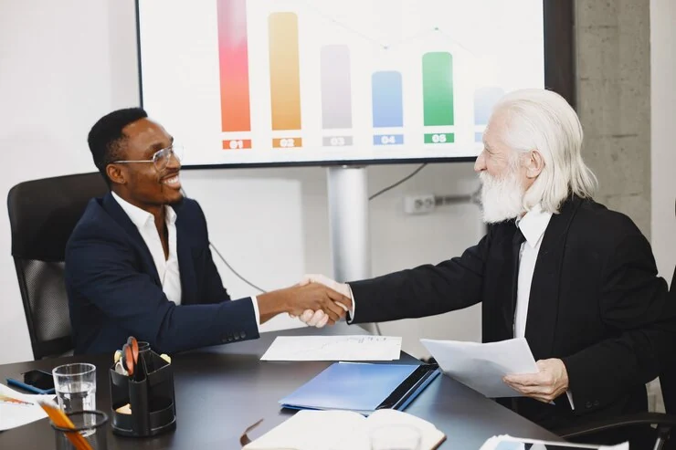 Pearl Lemon Sales Team Finalizing a Deal