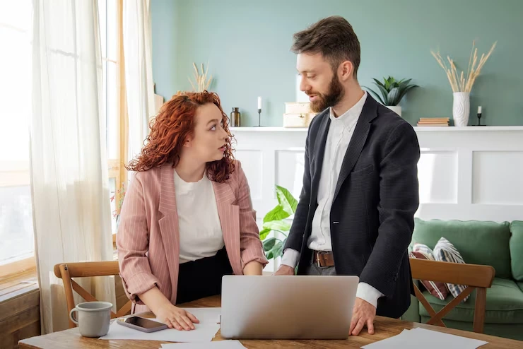 Building and Managing Relationships